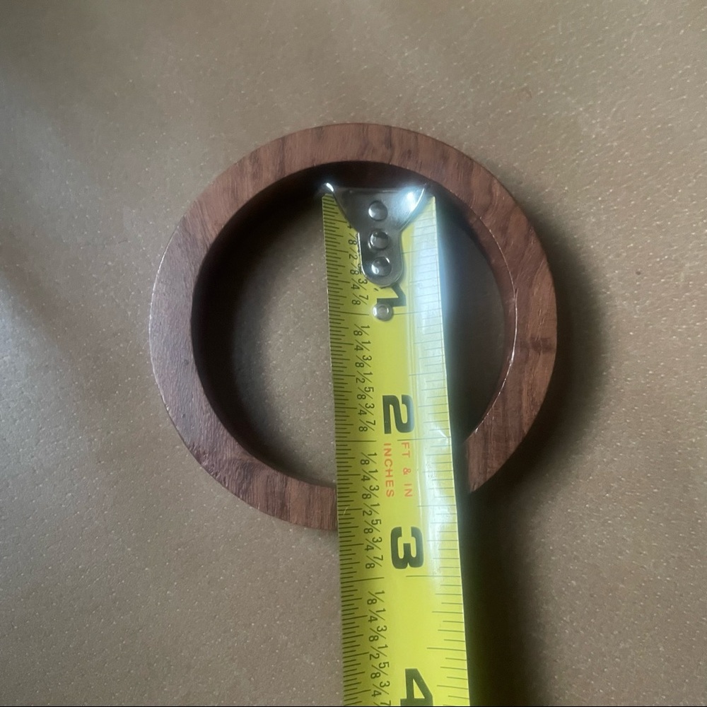 Vintage beautiful wood bangle bracelet - Picture 4 of 5